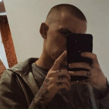 Антон Кузнецов